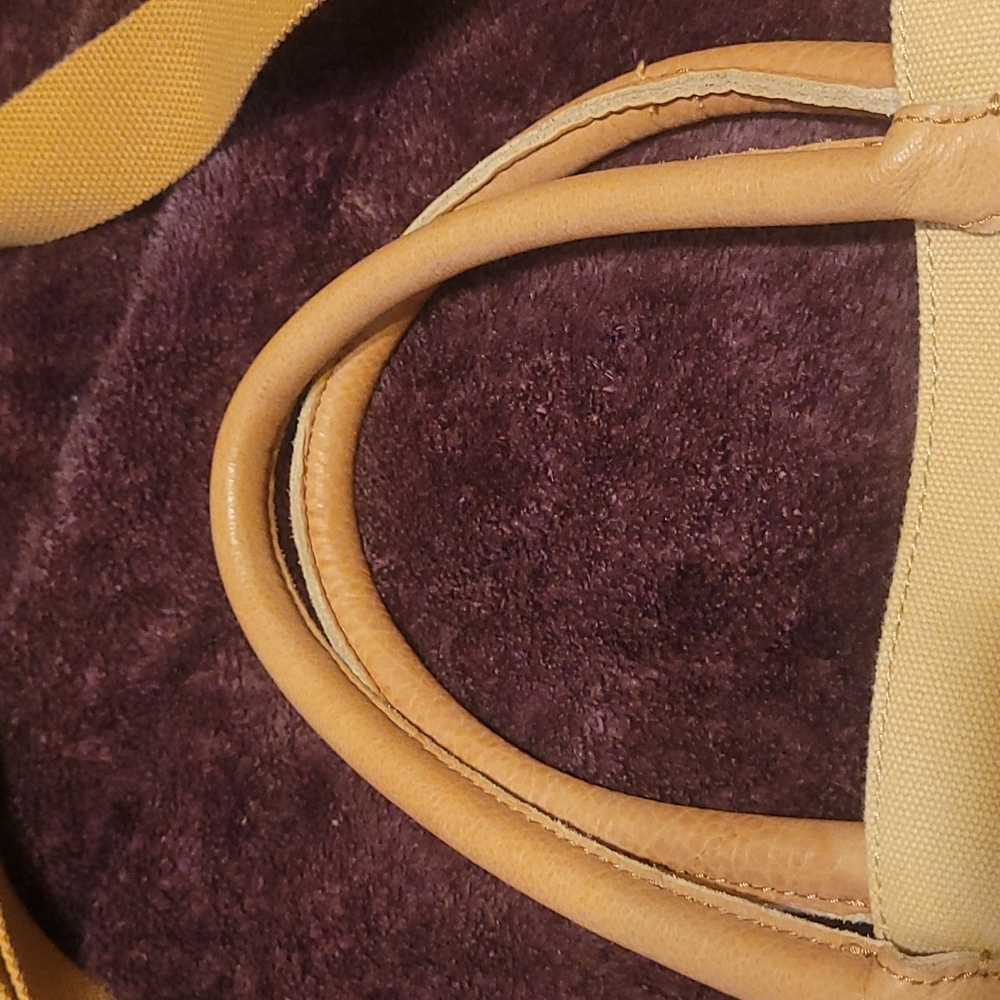 Margot -Foldover Zip Crossbody - Picture 6 of 9